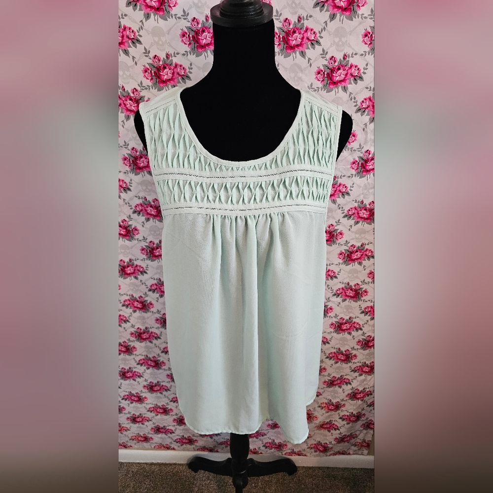 Elle sleeveless blouse